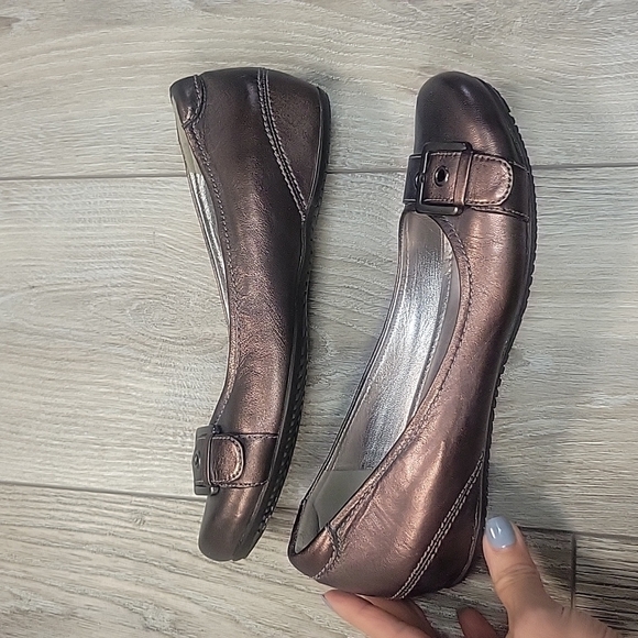 Ecco Brown Metallic Ballet Flats with Buckle Detail Size 37 (6/6 1/2) - Picture 3 of 6